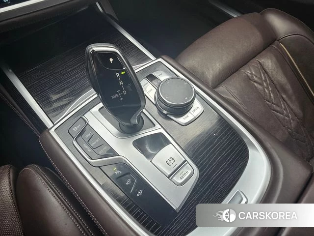 BMW 7 Series (G11) 2018 Черный из Кореи, фото 5