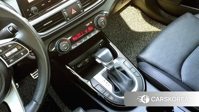 Kia The New K3 2nd generation 2024 Белый из Кореи, фото 5