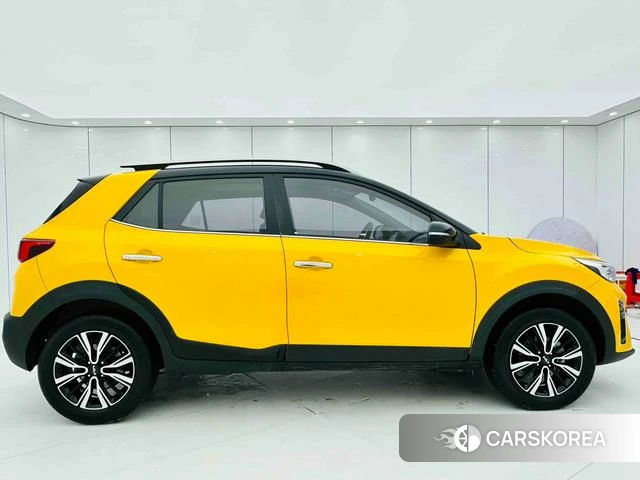 Kia Yi Ran 2022 Желтый из Китая, фото 5