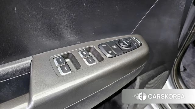 Kia Sportage The Bold 2021 Серебристо-серый из Кореи, фото 5