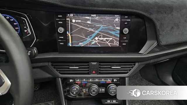 Volkswagen 7th Generation of Jetta 2024 Белый из Кореи, фото 5