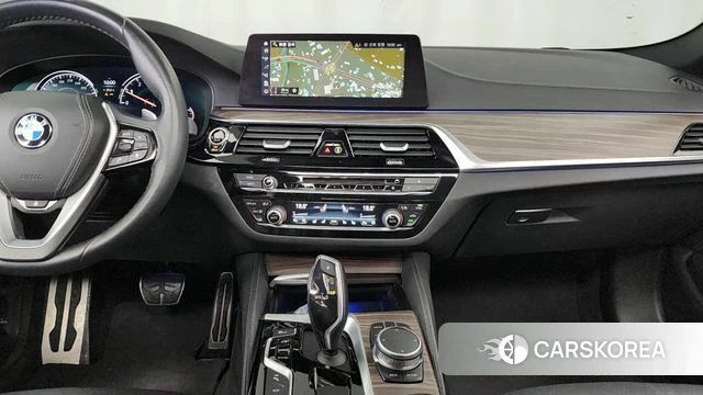BMW 5 Series (G30) 2018 Черный из Кореи, фото 5