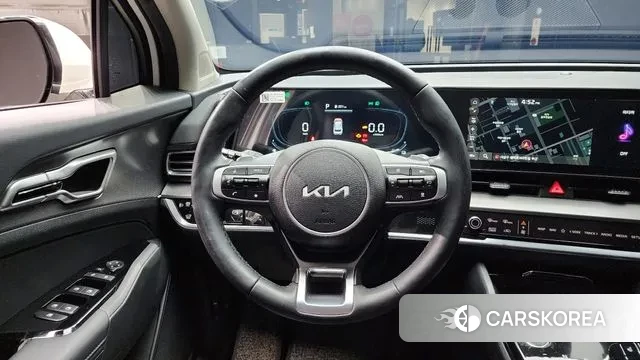 Kia Sportage 5th Generation Hybrid 2024 Белый из Кореи, фото 5