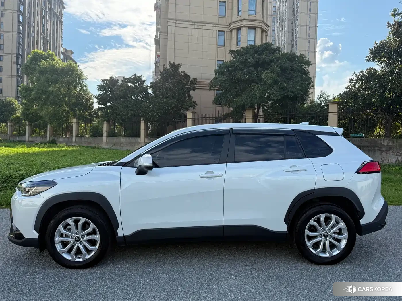 Toyota Frontlander 2024 Белый из Китая, фото 5