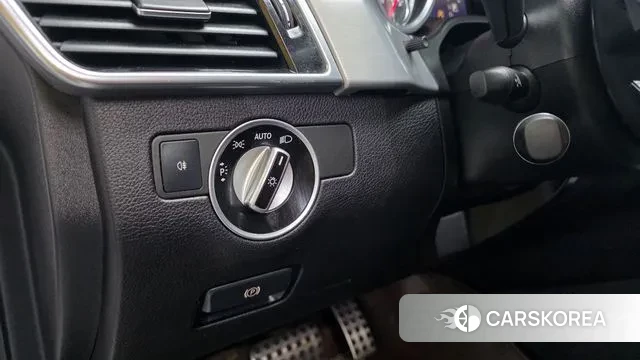 Mercedes-Benz GLE - Class W166 2018 Белый из Кореи, фото 5