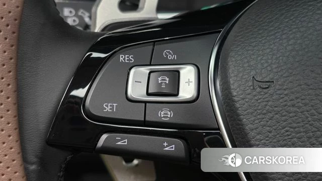 Volkswagen Arteon 2020 Серебристо-серый из Кореи, фото 5