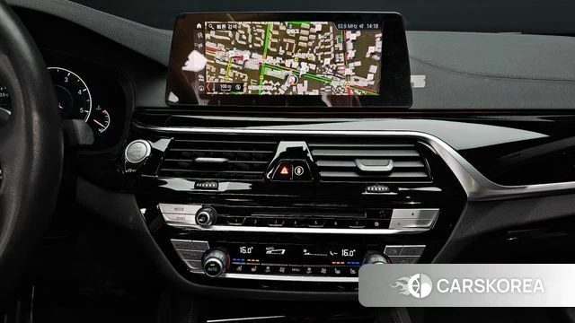 BMW 5 Series (G30) 2019 Серый из Кореи, фото 5