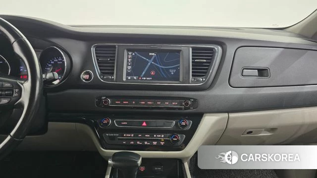 Kia The New Carnival 2018 Белый из Кореи, фото 5