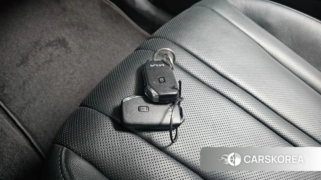 Kia K8 2021 Серый из Кореи, фото 5