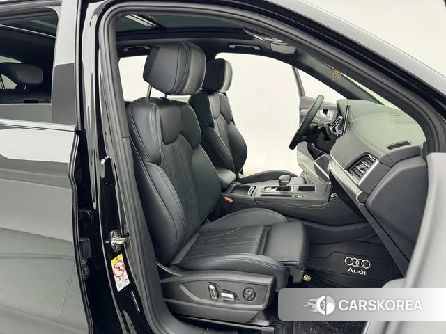 Audi Q5L 2024 Черный из Китая, фото 5