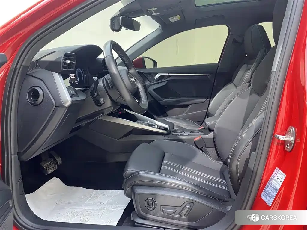 Audi A3 2022 Red/purple из Китая, фото 5