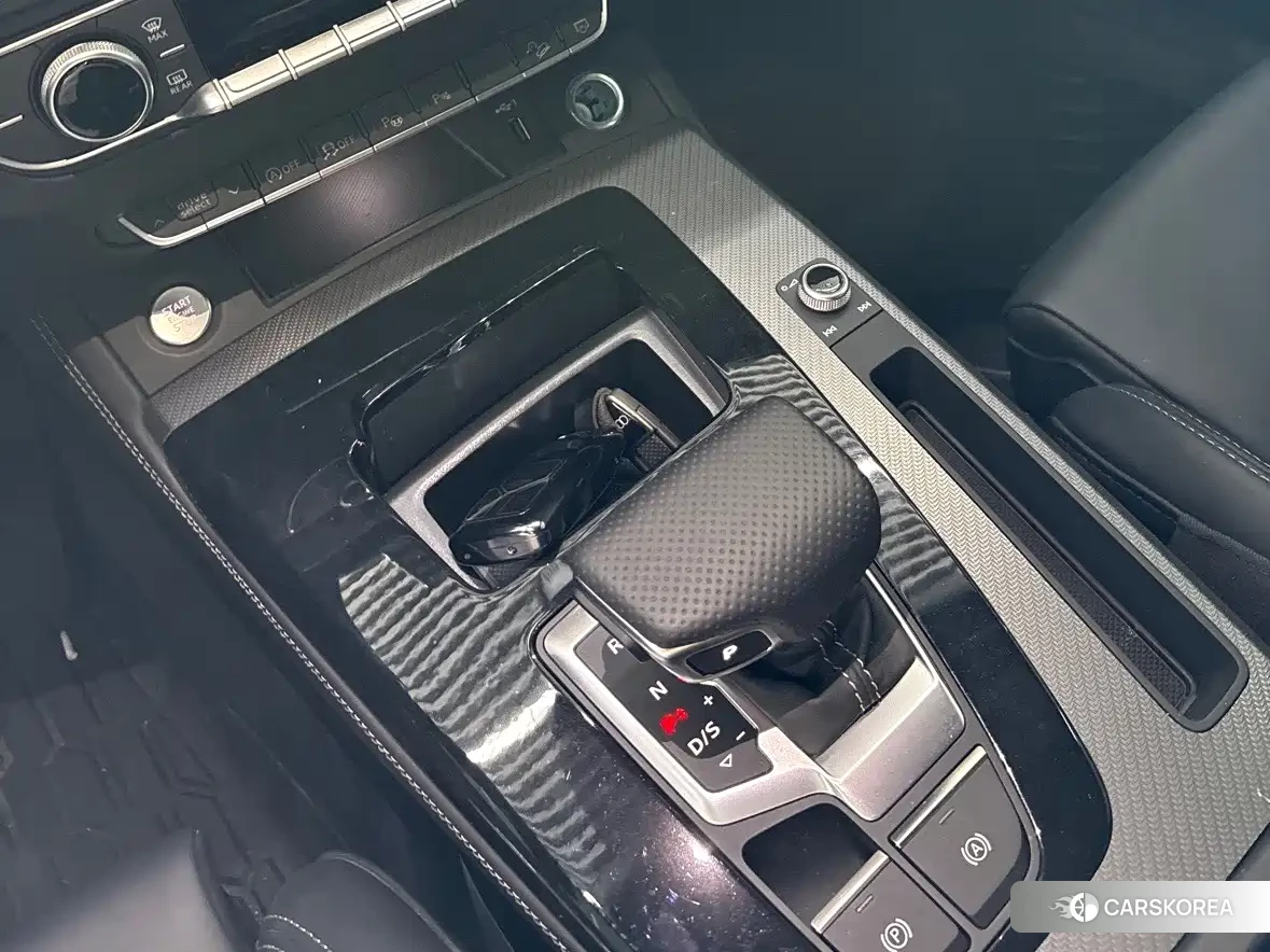 Audi Q5L 2026 Черный из Китая, фото 5