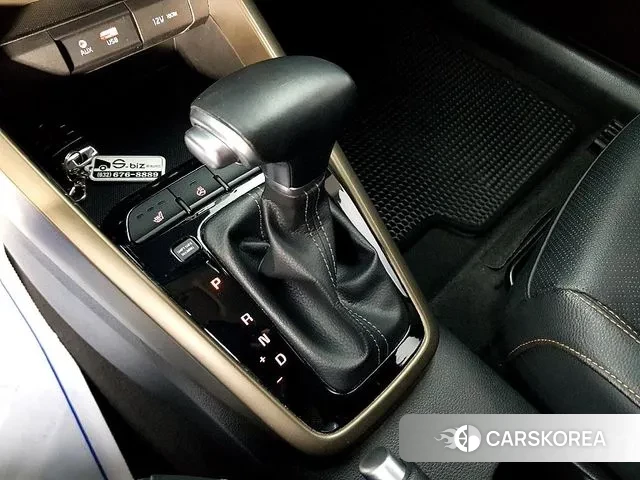 Kia Stonic 2018 Синий из Кореи, фото 5