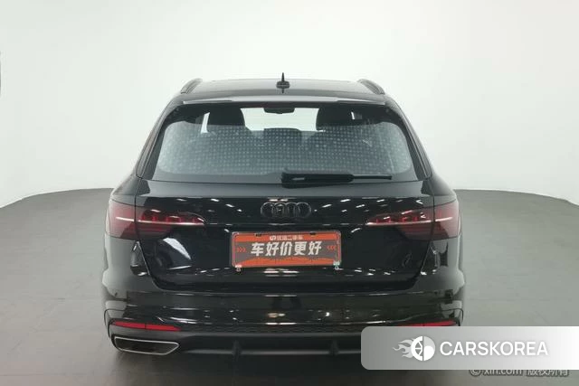 Audi A4 (import) 2024 Черный из Китая, фото 5