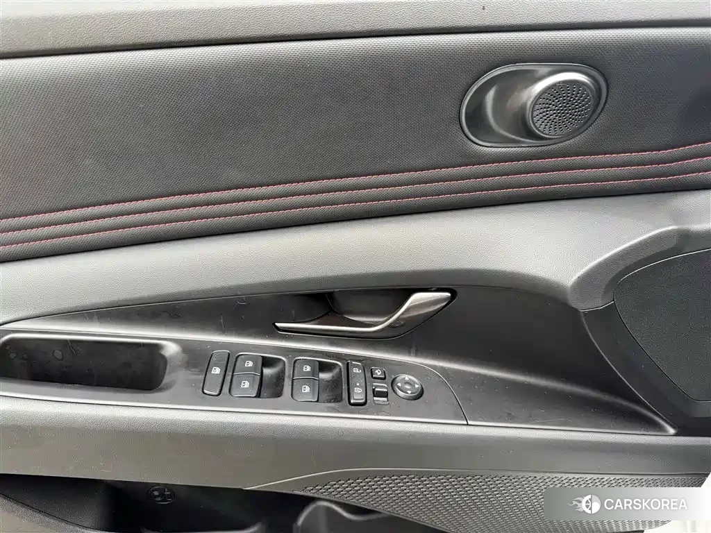 Hyundai Elantra 2023 Белый из Китая, фото 5