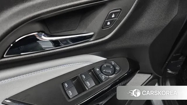 Chevrolet (GM Daewoo) Trax Crossover 2024 Серебристо-серый из Кореи, фото 5