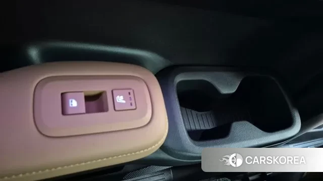 Hyundai Santa Fe (MX5) 2024 Жемчужный цвет из Кореи, фото 5