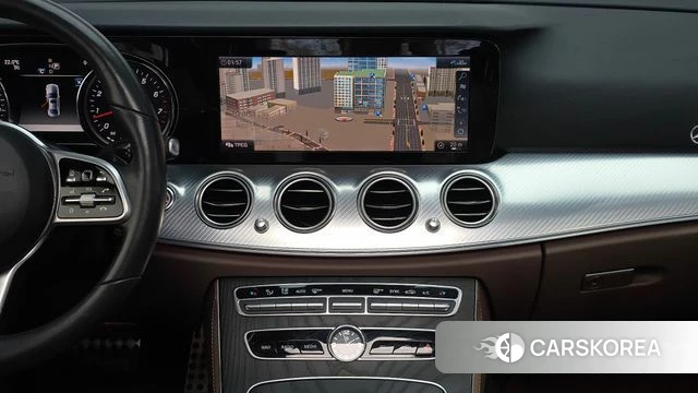 Mercedes-Benz E-Class W213 2020 Белый из Кореи, фото 5