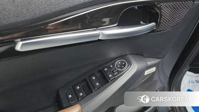 Kia Seltos 2022 Серый из Кореи, фото 5