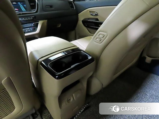 Kia The New Carnival 2019 Черный из Кореи, фото 5