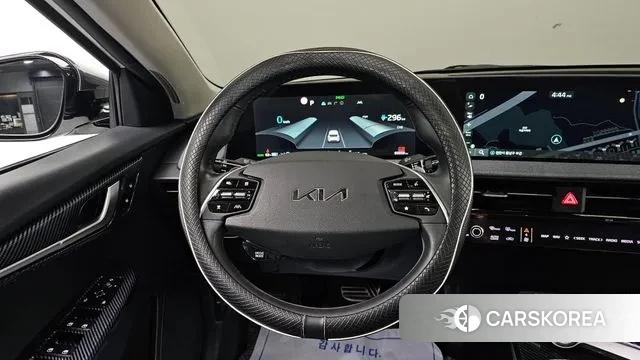 Kia EV6 2022 Белый из Кореи, фото 5