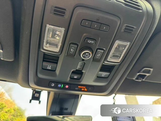 GMC Yukon 2021 Белый из Кореи, фото 5