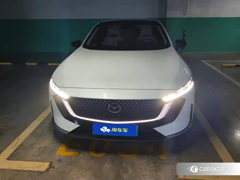 Mazda EZ-6 2025 Белый из Китая, фото 5