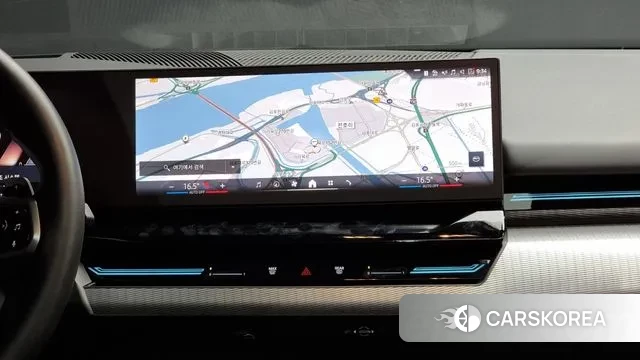 BMW 5 Series (G60) 2023 Белый из Кореи, фото 5