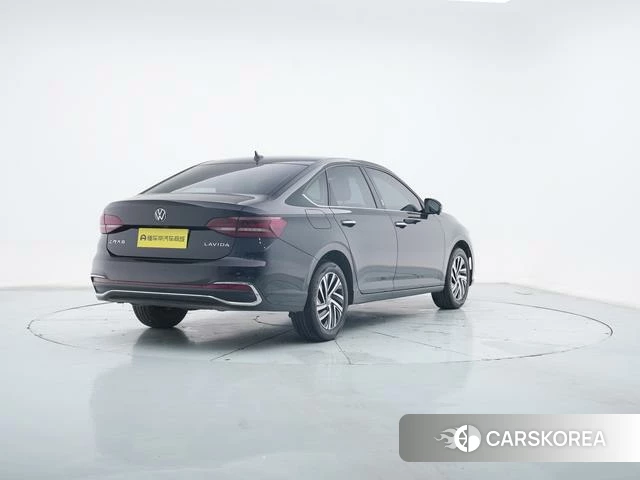 Volkswagen Lavida 2023 Черный из Китая, фото 5