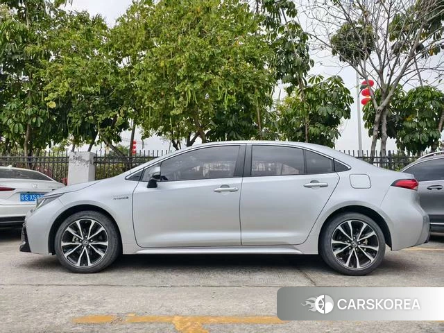 Toyota Lei Ling 2021 Серебристо-серый из Китая, фото 5