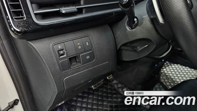 Hyundai Staria 2023 Белый из Кореи, фото 5