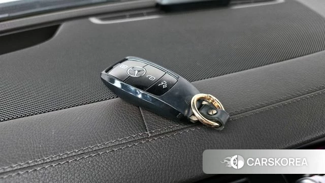 Mercedes-Benz CLS-Class C257 2019 Белый из Кореи, фото 5