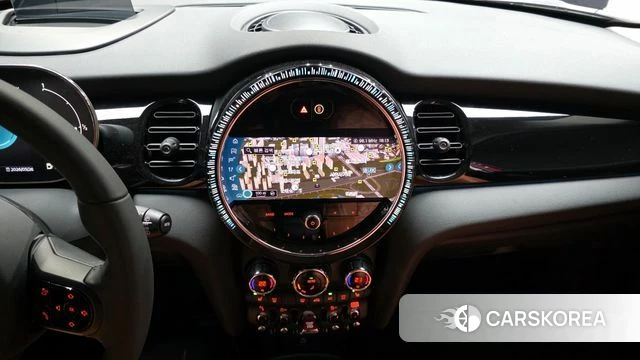 Mini Cooper 2024 Красный из Кореи, фото 5