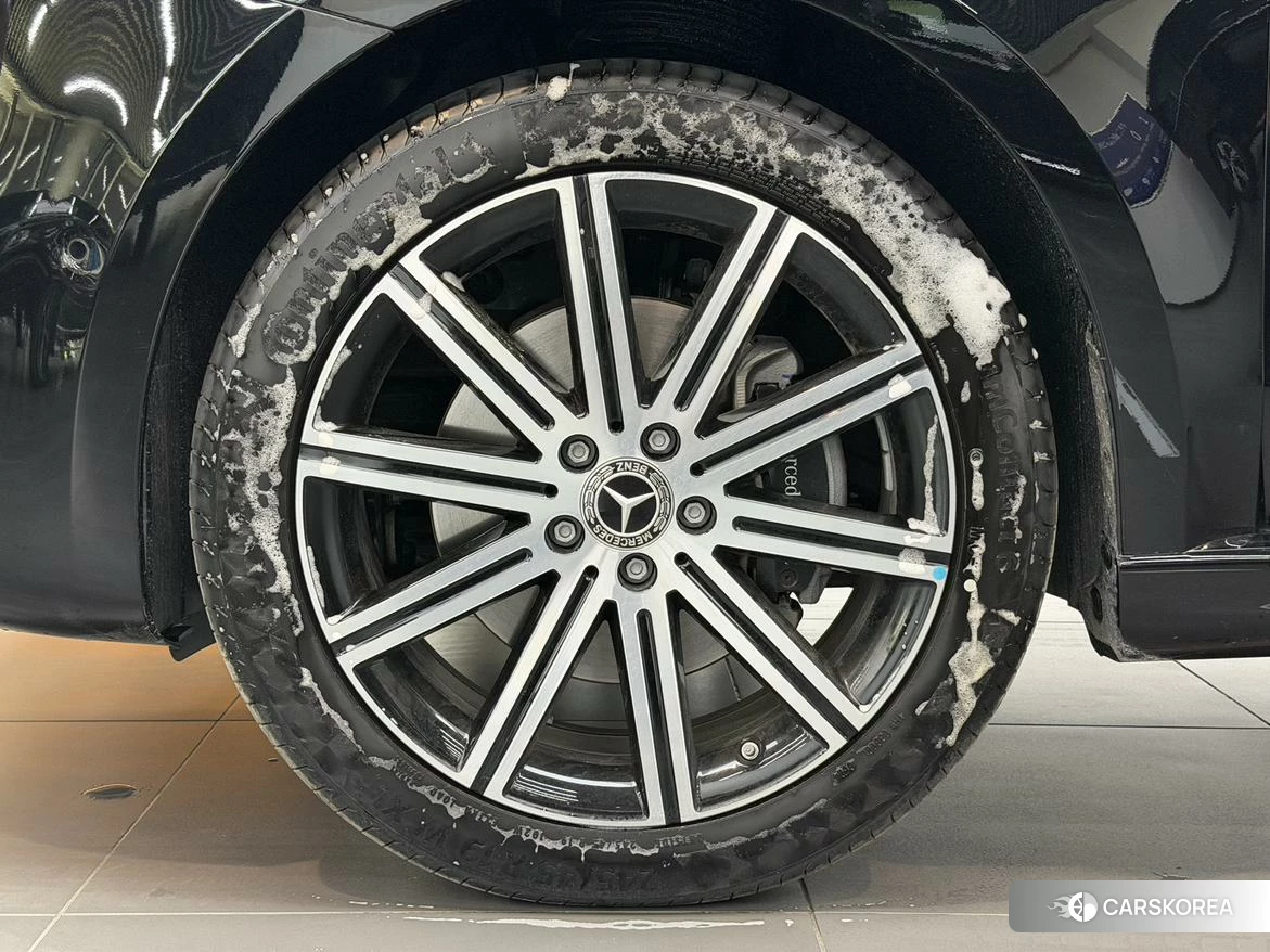Mercedes-Benz V-class 2024 Черный из Китая, фото 5