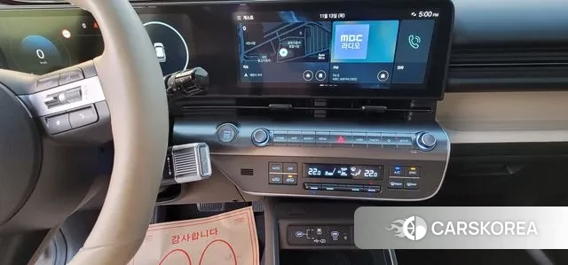 Hyundai Kona (SX2) 2024 Серебряный двухцветный из Кореи, фото 5