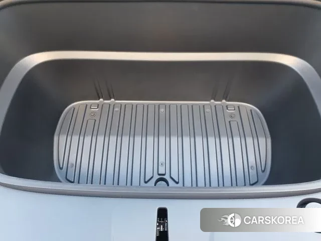 Tesla Model Y 2025 Белый из Кореи, фото 5