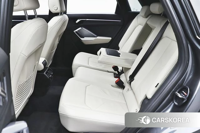 Audi Q3 (F3) 2026 Серый из Кореи, фото 5