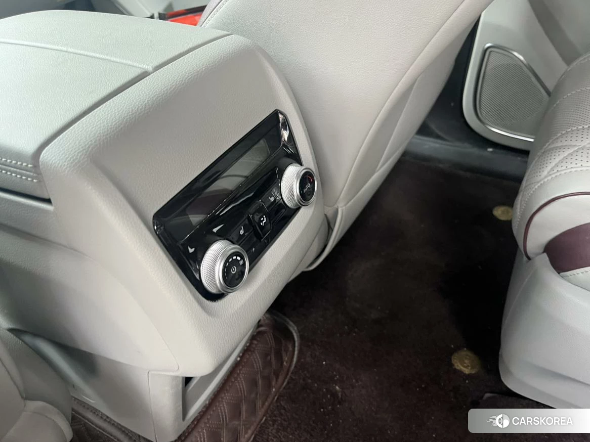 Ford Lingyu 2021 Белый из Китая, фото 5