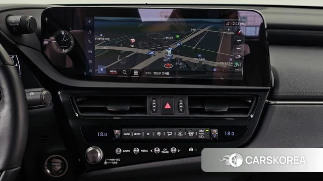 Lexus ES300h 7th generation 2025 Белый из Кореи, фото 5
