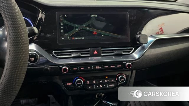 Kia Niro Plus 2022 Белый из Кореи, фото 5