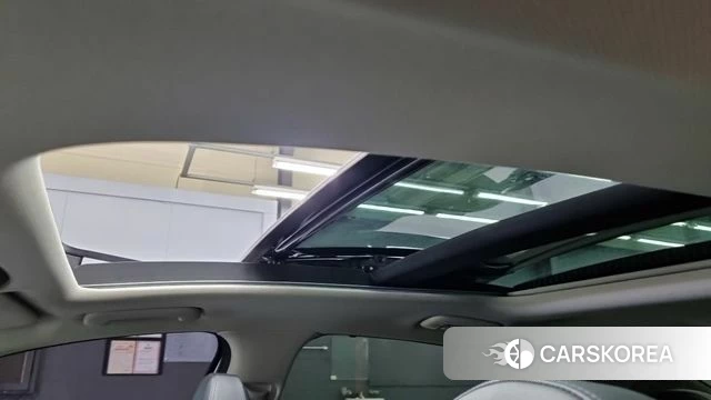 Kia The New K5 3rd generation 2023 Белый из Кореи, фото 5