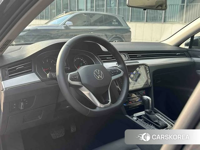Volkswagen Magotan 2023 Черный из Китая, фото 5