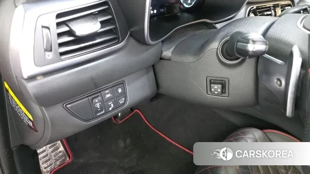 Genesis G70 2019 Красный из Кореи, фото 5