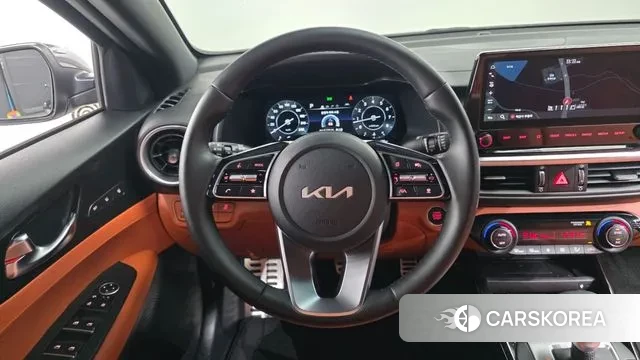 Kia The New K3 2nd generation 2023 Серый из Кореи, фото 5