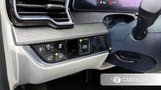 Kia Sportage 5th Generation Hybrid 2023 Серый из Кореи, фото 5