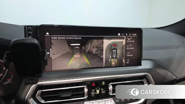 BMW X4 (G02) 2023 Светло-серебряный цвет из Кореи, фото 5
