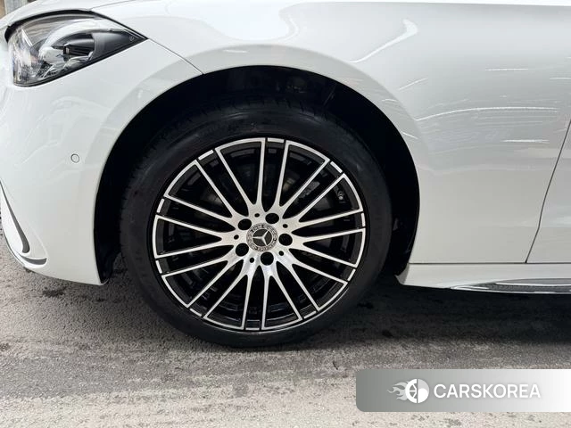 Mercedes-Benz Class C 2023 Белый из Китая, фото 5