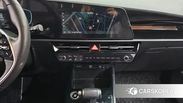 Kia Di Ol Nu Niro 2022 Белый из Кореи, фото 5