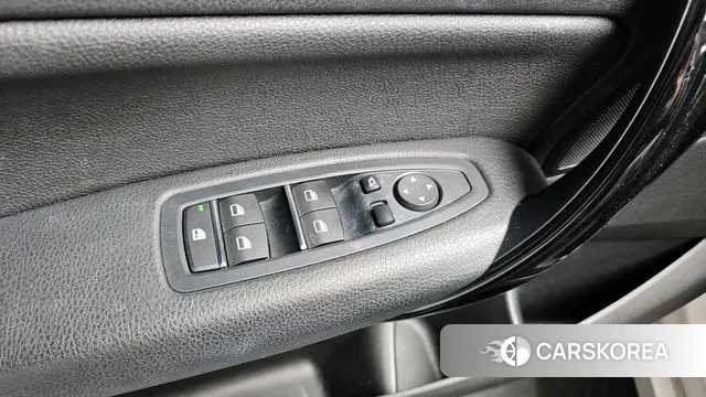 BMW 1 Series (F20) 2018 Белый из Кореи, фото 5