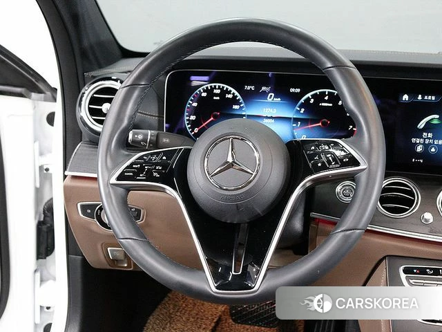 Mercedes-Benz E-Class W213 2023 Белый из Кореи, фото 5